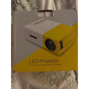 Mini LED Projector